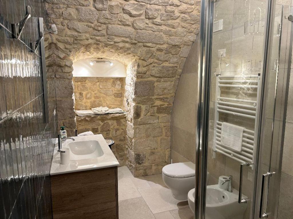 Suite Duomo Trani 6 Ngoại thất bức ảnh