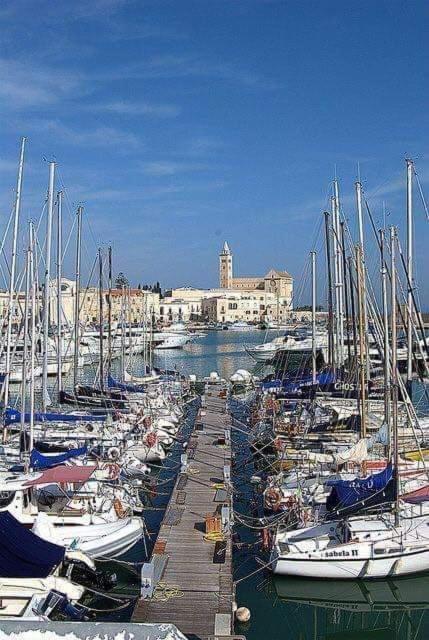 Suite Duomo Trani 6 Ngoại thất bức ảnh