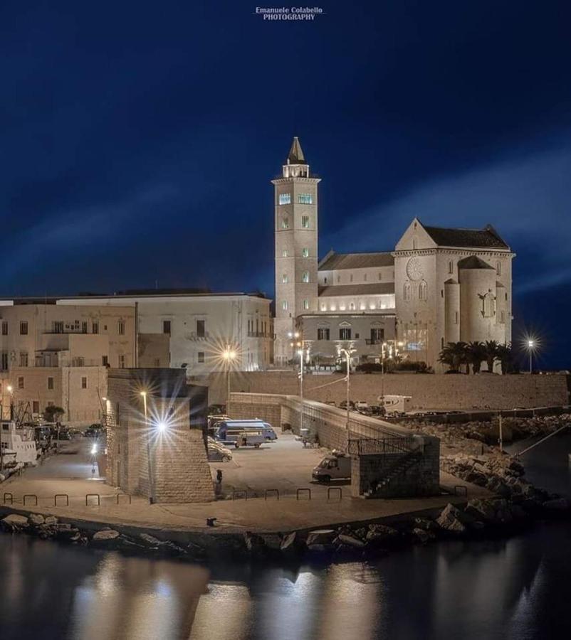 Suite Duomo Trani 6 Ngoại thất bức ảnh