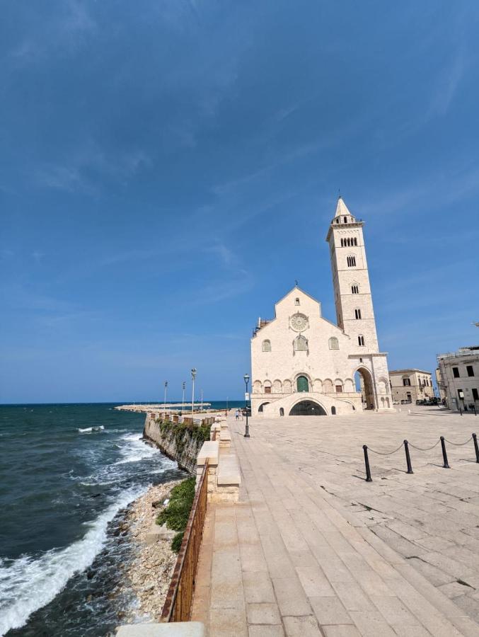 Suite Duomo Trani 6 Ngoại thất bức ảnh