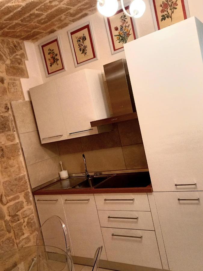 Suite Duomo Trani 6 Ngoại thất bức ảnh
